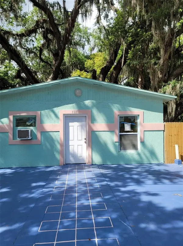 107 E CYPRESS ST, Kissimmee, FL 34744
