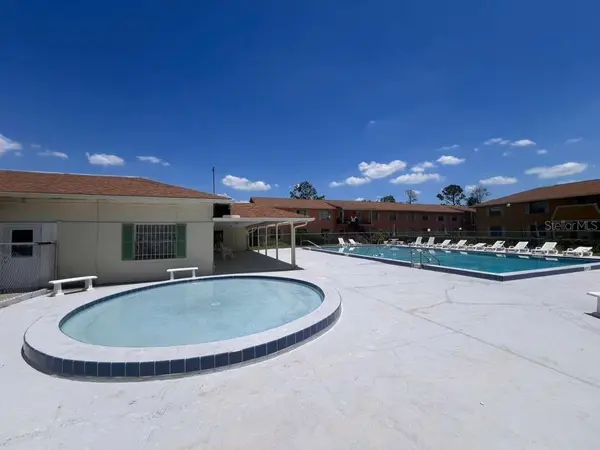 1665 W OAK RIDGE RD #C, Orlando, FL 32809