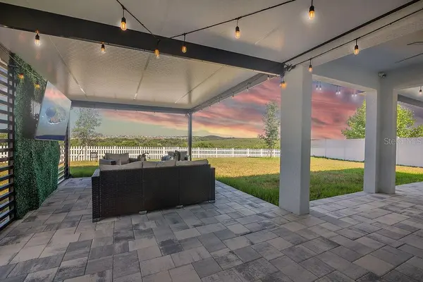 1033 CALICO POINTE CIR, Groveland, FL 34736