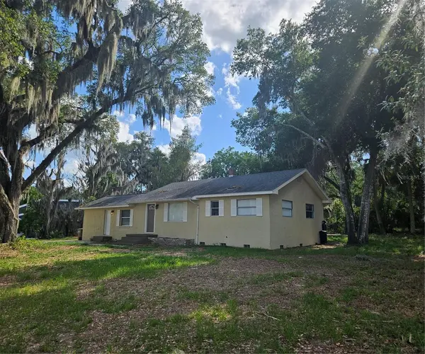 7237 HILLCREST ST, Leesburg, FL 34748