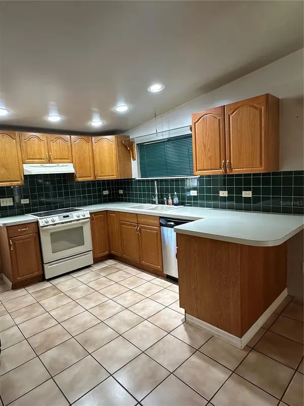 606 NEW YORK AVE #New York Ave, St Cloud, FL 34769