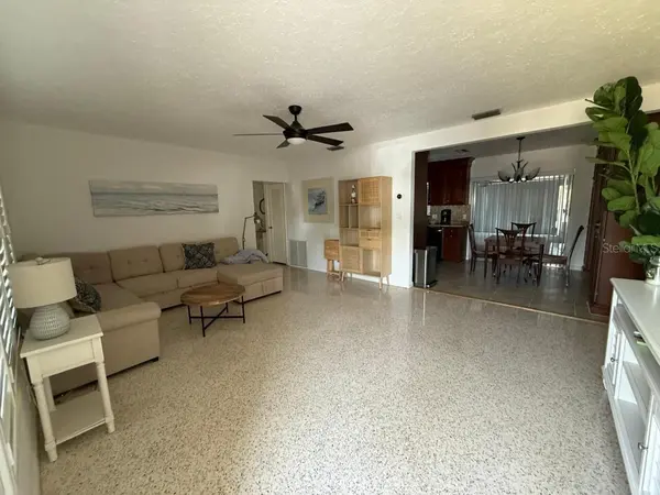 6015 CARLTON AVE, Sarasota, FL 34231