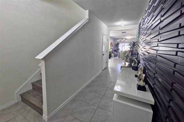 1292 CASCADES AVE, Davenport, FL 33837