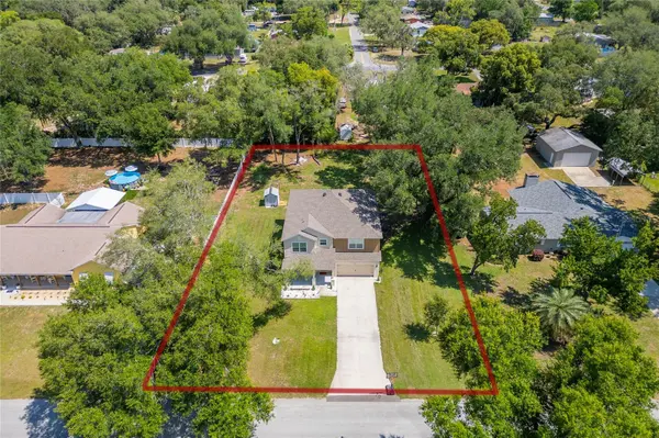4331 WAYNE RD, Fruitland Park, FL 34731