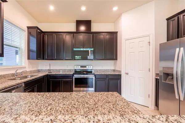 2247 WHITE FEATHER LOOP, Oakland, FL 34787