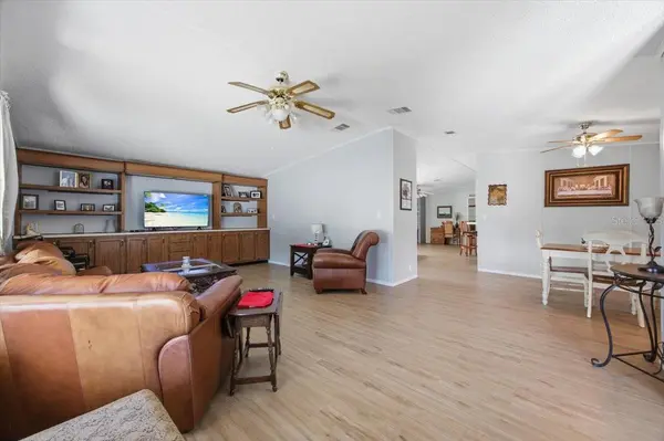 2679 LAKE GRASSMERE CIR #903, Zellwood, FL 32798