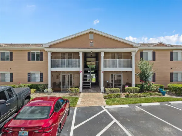 155 N PEARL LAKE CSWY #208, Altamonte Springs, FL 32714