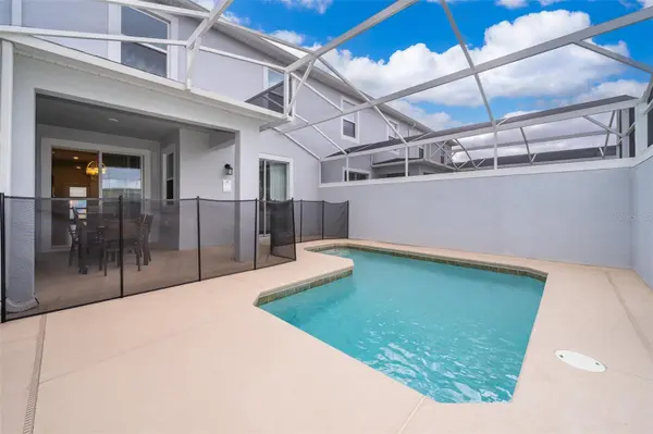 212 OCEAN COURSE AVE, Davenport, FL 33896