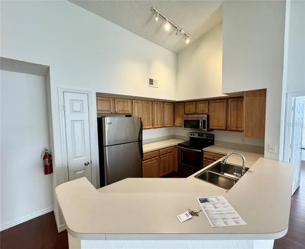 13028 PLANTATION PARK CIR #1226, Orlando, FL 32821
