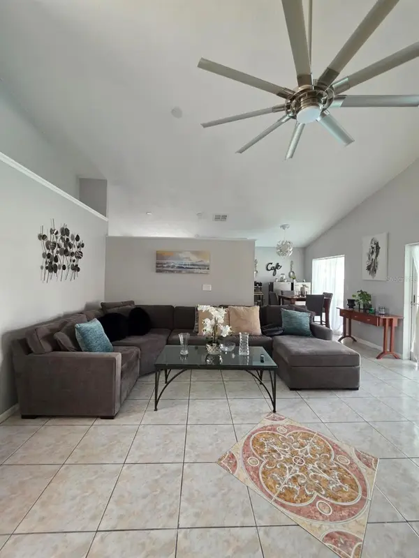 763 COUNTRY WOODS CIR, Kissimmee, FL 34744