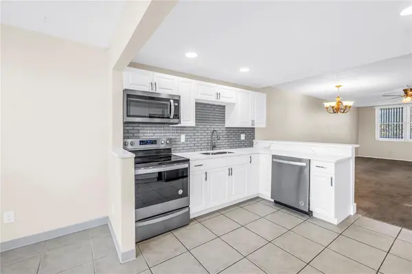 5095 BAY ST NE #317, St Petersburg, FL 33703