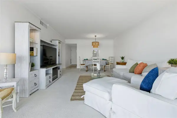 4420 EXETER DR #303, Longboat Key, FL 34228