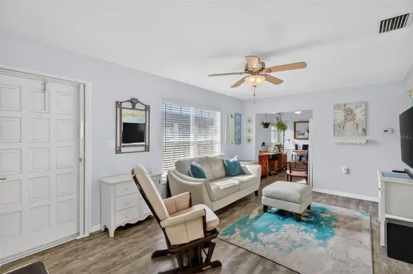 7825 38TH TER N #7825, St Petersburg, FL 33709