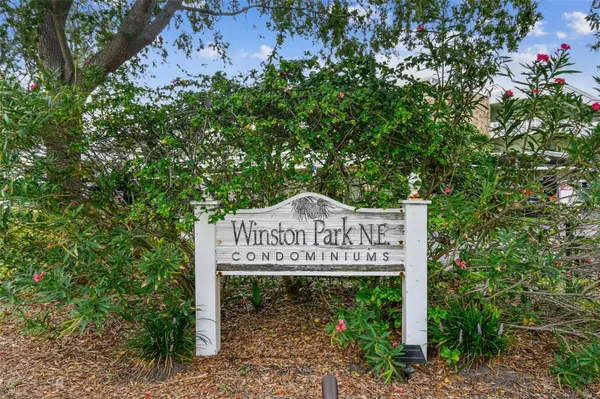 4885 1ST ST NE #203, St Petersburg, FL 33703