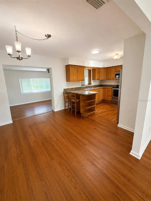 11102 28TH ST, Tampa, FL 33612