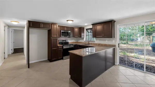 17220 ESTES RD, Lutz, FL 33548