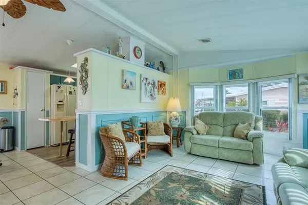 83 PELICAN DR N, Oldsmar, FL 34677