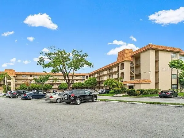 5961 N FALLS CIRCLE DR #411, Lauderhill, FL 33319