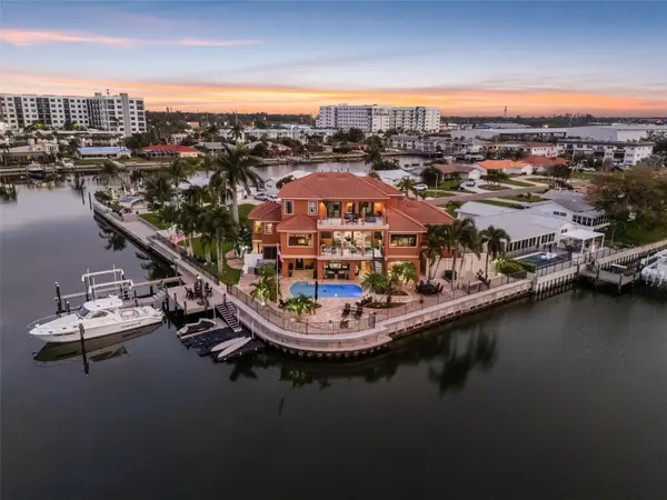 4401 38TH ST S, St Petersburg, FL 33711