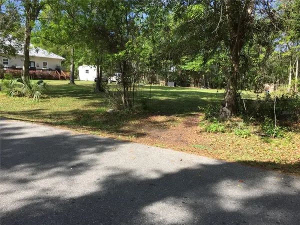 18TH, Apalachicola, FL 32320
