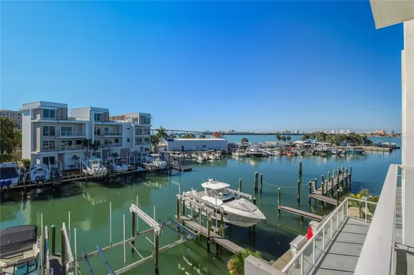 920 N OSCEOLA AVE #307, Clearwater, FL 33755