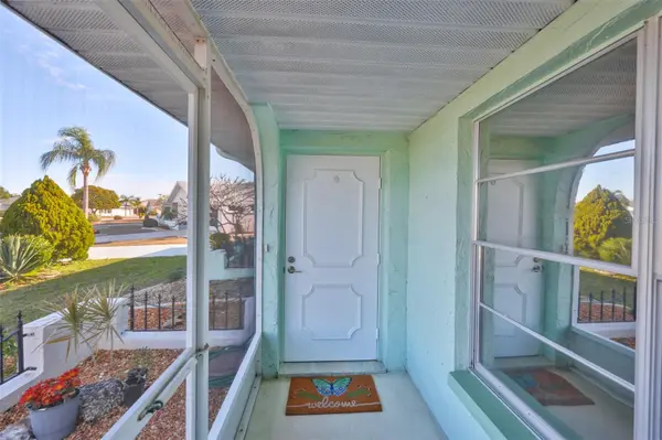 325 GREEN MANOR DR, Sun City Center, FL 33573