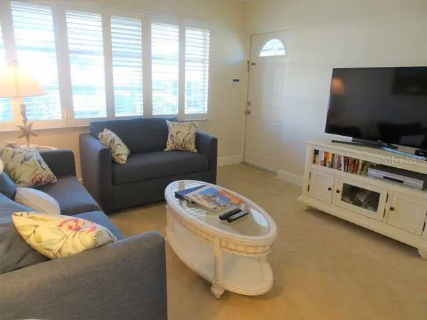 6020 MIDNIGHT PASS RD #3, Sarasota, FL 34242