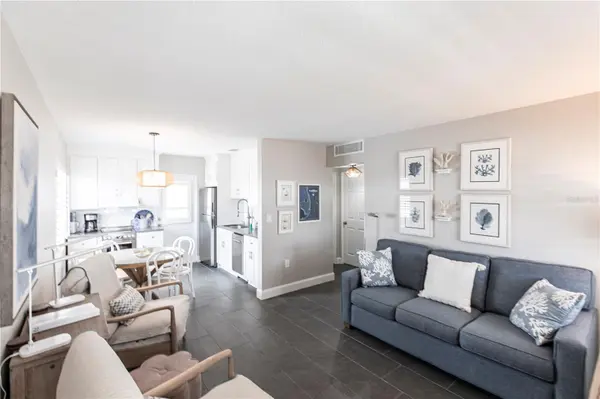 6020 MIDNIGHT PASS RD #31, Sarasota, FL 34242