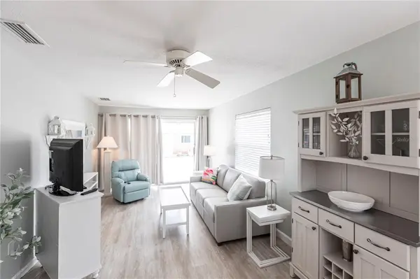 6020 MIDNIGHT PASS RD #11, Sarasota, FL 34242