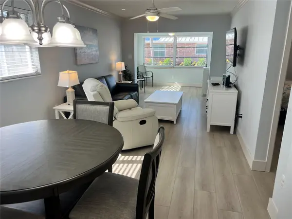 6020 MIDNIGHT PASS RD #32, Sarasota, FL 34242