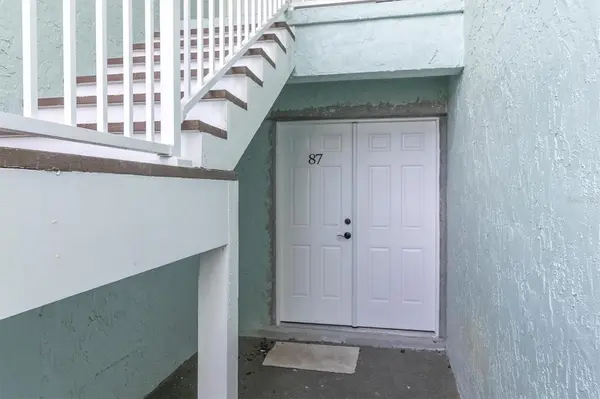 1 WINDRUSH BLVD #87, Indian Rocks Beach, FL 33785