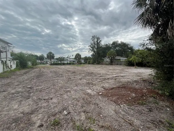 2018 43RD ST S, St Petersburg, FL 33711