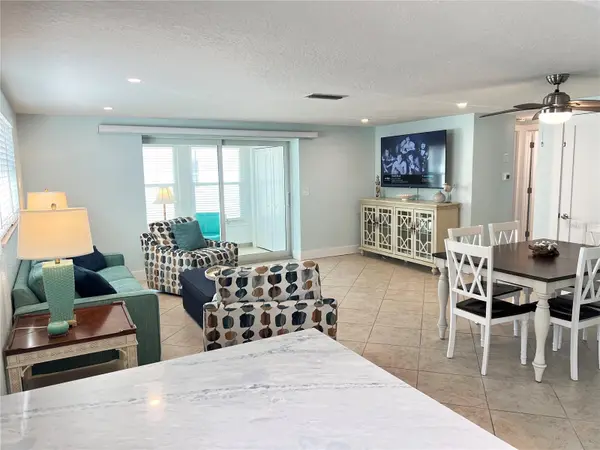 6154 MIDNIGHT PASS RD #B11, Sarasota, FL 34242