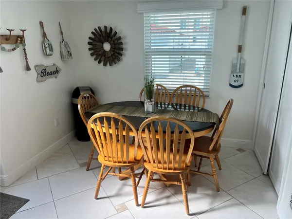 6154 MIDNIGHT PASS RD #B16, Sarasota, FL 34242