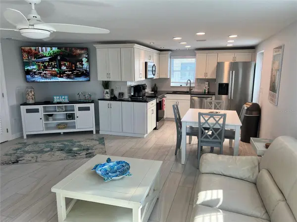 6154 MIDNIGHT PASS RD #B02, Sarasota, FL 34242