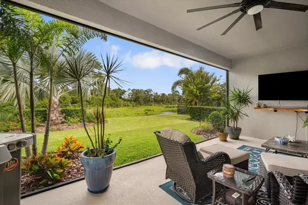 6502 MAIDEN SEA DR, Apollo Beach, FL 33572