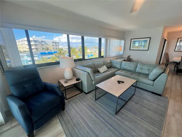 1001 POINT OF ROCKS RD #512, Sarasota, FL 34242