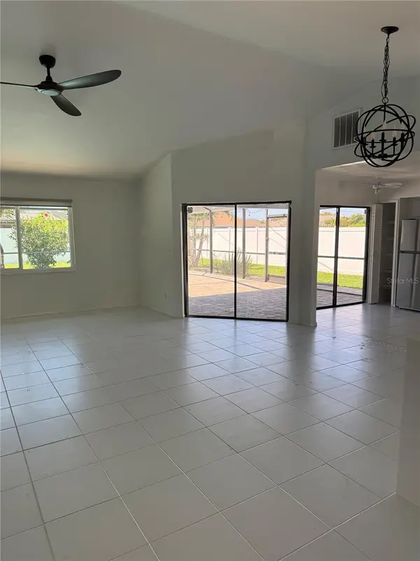 32 NE 13TH PL, Cape Coral, FL 33909