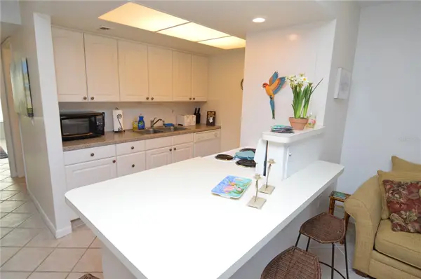 12760 INDIAN ROCKS RD #553, Largo, FL 33774