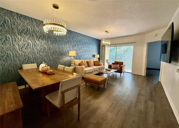 6447 CYPRESSDALE DR #201, Riverview, FL 33578
