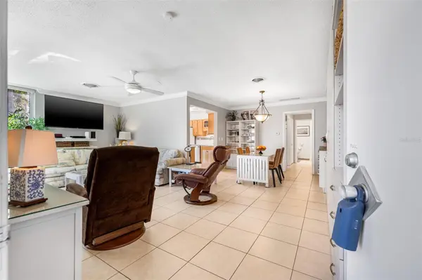 615 10TH AVE NE #1, St Petersburg, FL 33701