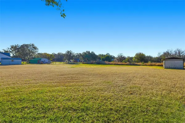 7005 CRIPPLE CREEK RD, Plant City, FL 33565