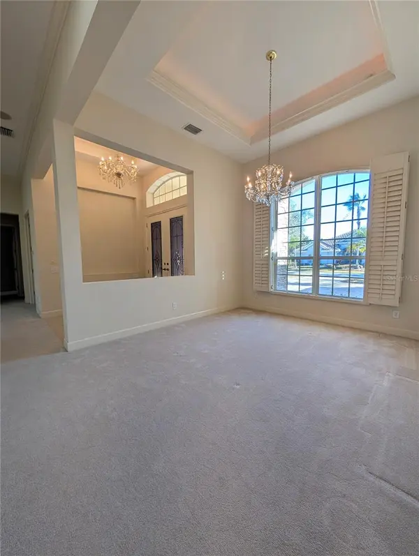 8492 DUNHAM STATION DR, Tampa, FL 33647