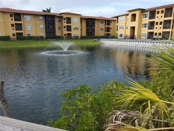 4333 BAYSIDE VILLAGE DR #224, Tampa, FL 33615