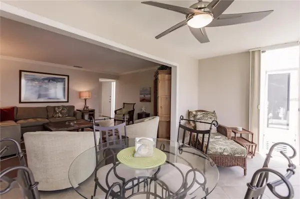 6052 W PEPPERTREE WAY #235B, Sarasota, FL 34242