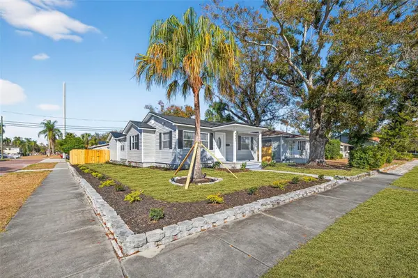 4063 2ND AVE S, St Petersburg, FL 33711