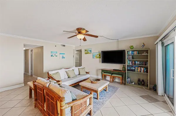 19500 GULF BLVD #102, Indian Shores, FL 33785
