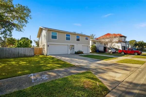 1826 NEBRASKA AVE NE, St Petersburg, FL 33703