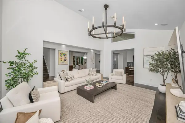 1710 BRIGHTWATERS BLVD NE, St Petersburg, FL 33704