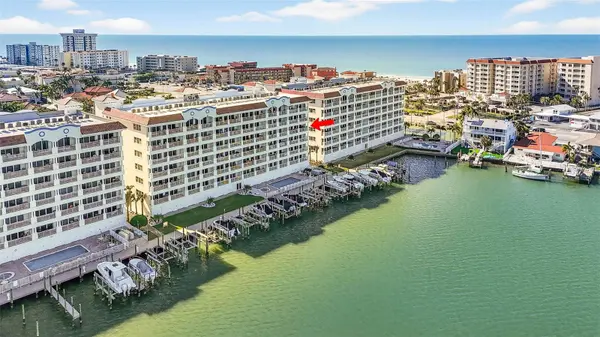 17717 GULF BLVD #401, Redington Shores, FL 33708